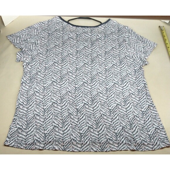 Midnight White Gray Light Pink Zebra print XXL T-shirt with front pocket Women's - Picture 8 of 12